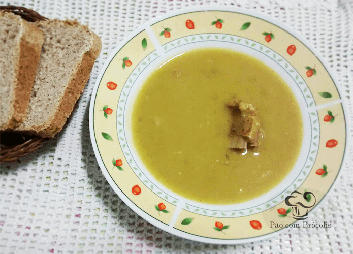 Sopa de ervilha para esquentar o inverno!